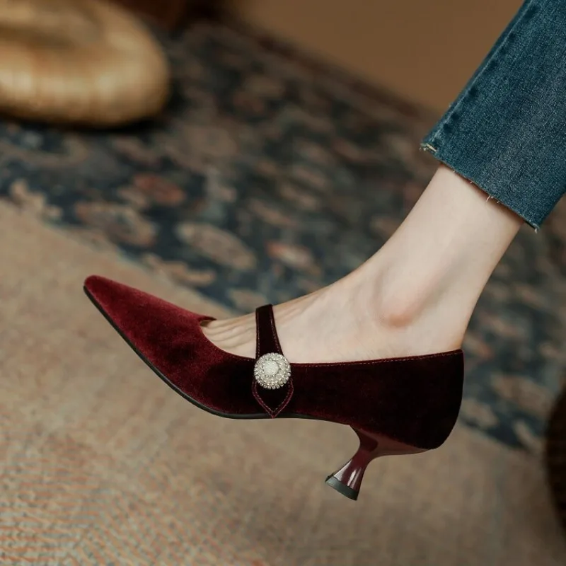 Wine Red Pointed Toe Mary Jane - Women'S Shoes And Accessories 评论和价格