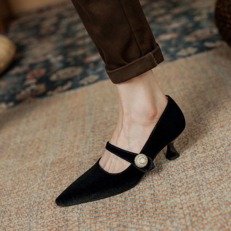 Wine Red Pointed Toe Mary Jane - Women'S Shoes And Accessories 评论和价格