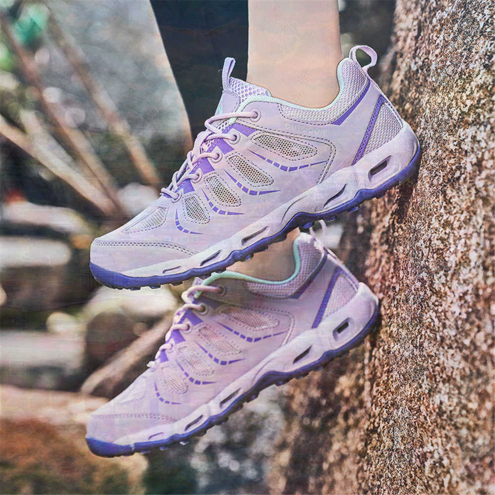 Sumer Round Tip Silver Sneaker - Women'S Formal Accessories 评论和价格