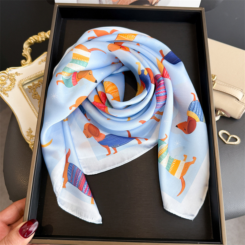 Fashion Wiener Dog Print Banda - Silk Scarf Square 评论和价格